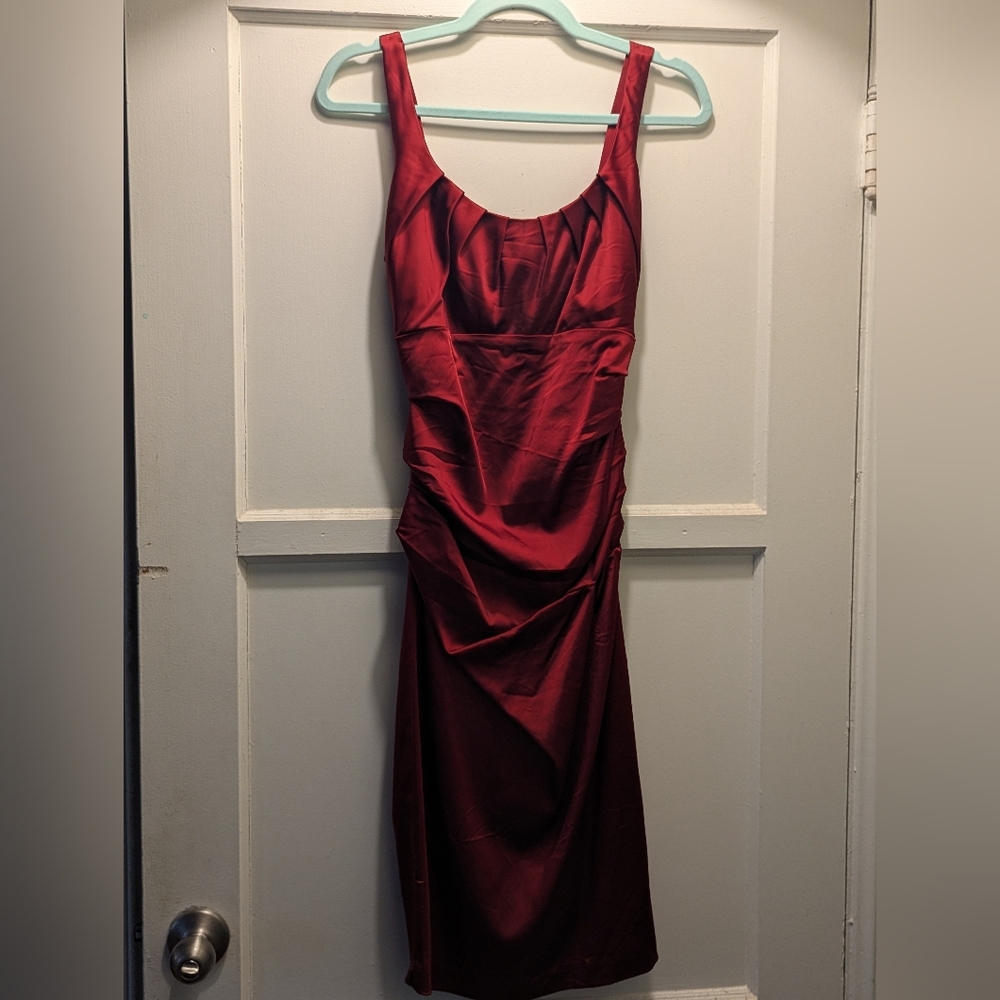 Red Sleeveless Ruched Cocktail Dress